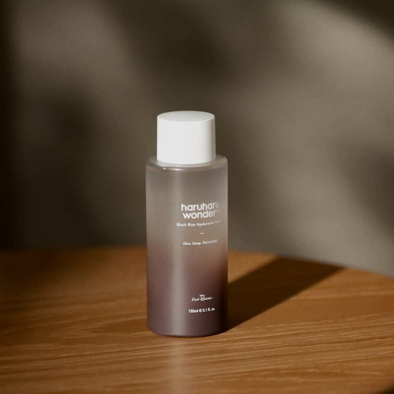Haruharu Wonder Black Rice Hyaluronic Acid Skin Hydrating Toner 300ml Haruharu Wonder