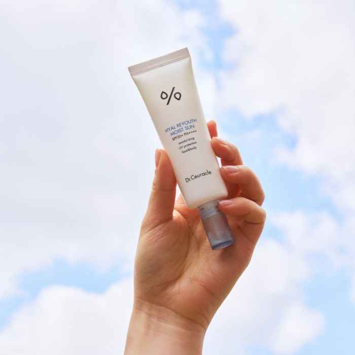 Dr. ceuracle hyal reyouth moist sun (spf50+) hydrating sunscreen and uv protection 50ml