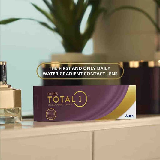 Alcon Dailies Total1 One Day Clear Contact Lenses, Base Curve 8.5, Power -4.75, Pack of 30's